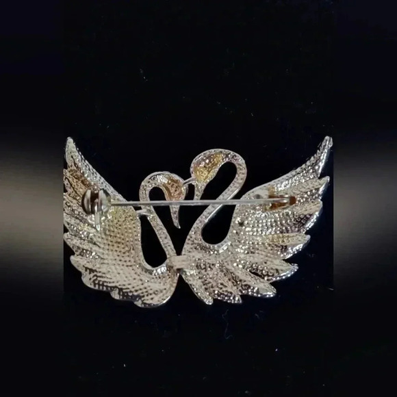 Vintage Swans Brooch Clear Rhinestones on Wings With Black Rhinestone Eyes - Picture 4 of 4